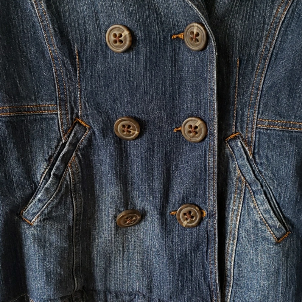 Jean jacket - Picture 2 of 6